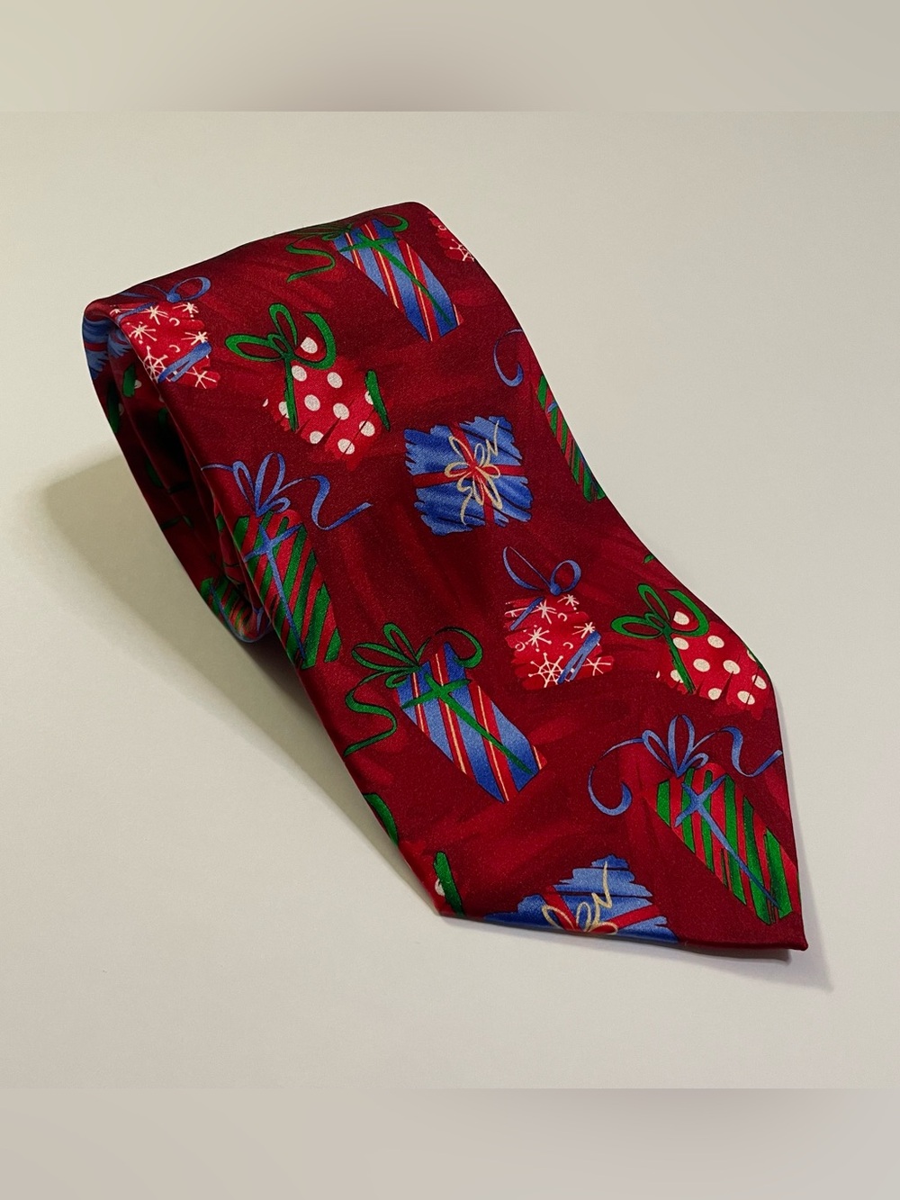 Hallmark 100% Silk Christmas Present Gift Boxes Festive Tie